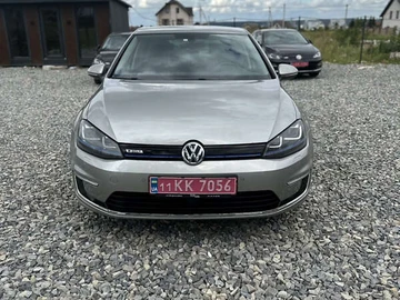 Авто Volkswagen E-Golf 2016 № 7882695