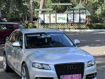 Авто Audi A4 2009 № 7882698