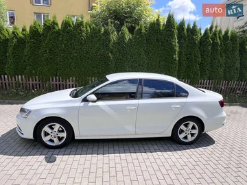 Авто Volkswagen Jetta 2016 № 7882703