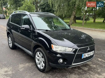 Авто Mitsubishi Outlander Xl 2010 № 7882712