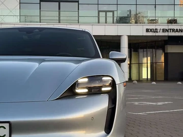Авто Porsche Taycan 2021 № 7882996