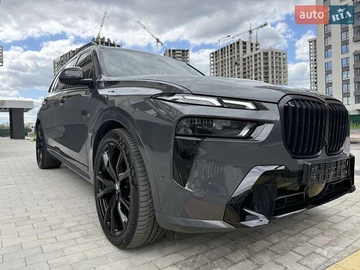 Авто BMW X7 2023 № 7883004