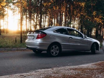 Авто Mercedes C-Class 2002 № 7883044