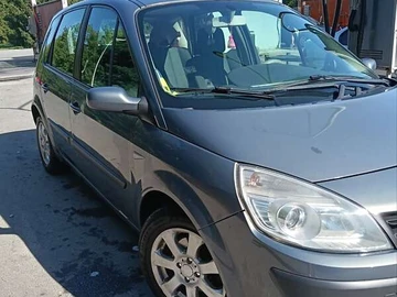 Авто Renault Scenic 2006 № 7883113