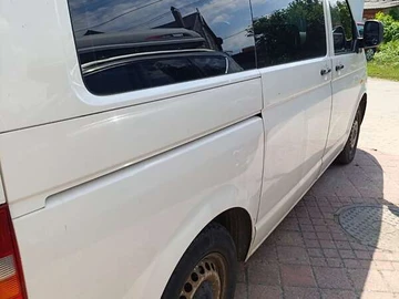 Авто Volkswagen Transporter 2005 № 7883265