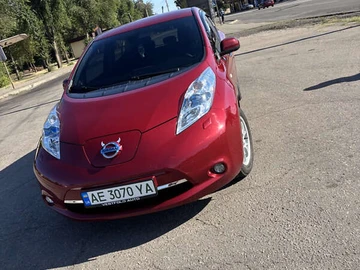 Авто Nissan Leaf 2013 № 7883282