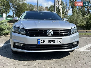 Авто Volkswagen Passat 2017 № 7883491