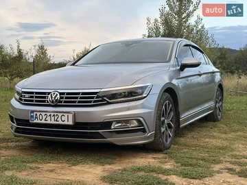 Авто Volkswagen Passat 2018 № 7883584