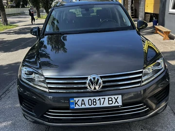 Авто Volkswagen Touareg 2014 № 7883589