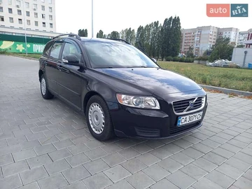 Авто Volvo V50 2010 № 7883959