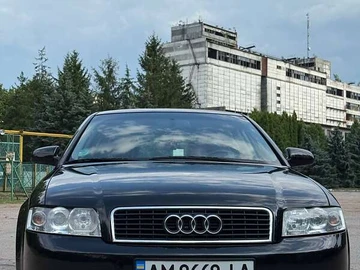 Авто Audi A4 2001 № 7884038
