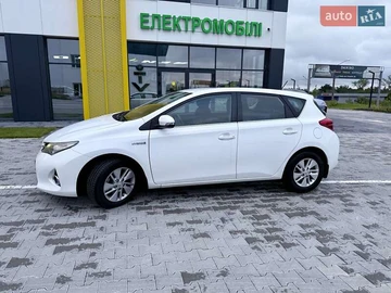 Авто Toyota Auris 2014 № 7884112