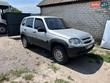 Авто Chevrolet Niva 2009 № 7884180