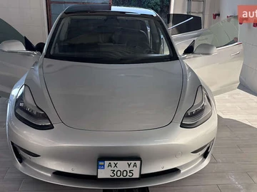 Авто Tesla Model 3 2018 № 7884316