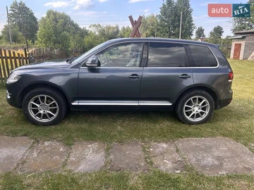 Авто Volkswagen Touareg 2008 № 7884507