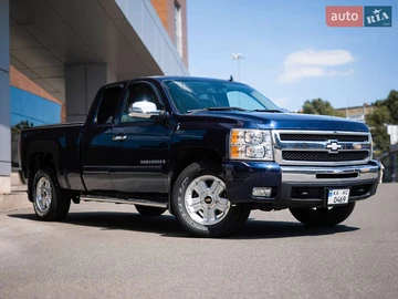 Авто Chevrolet Silverado 2009 № 7884555