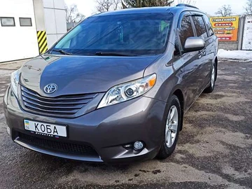 Авто Toyota Sienna 2011 № 7884570