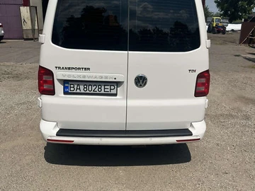Авто Volkswagen Transporter 2017 № 7884605