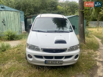 Авто Hyundai H-1 2001 № 7884680