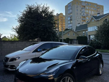 Авто Tesla Model 3 2020 № 7884846
