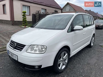 Авто Volkswagen Touran 2004 № 7885047