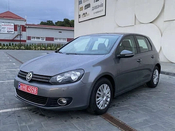 Авто Volkswagen Golf 2010 № 7885106
