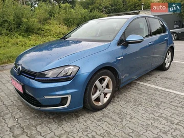 Авто Volkswagen E-Golf 2015 № 7885118