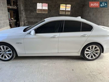 Авто BMW 5 Series 2010 № 7885237