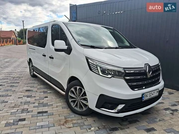 Авто Renault Trafic 2022 № 7885285