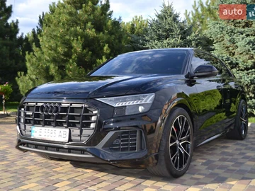 Авто Audi Q8 2019 № 7885304
