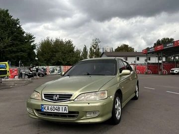 Авто Honda Accord 2000 № 7885317