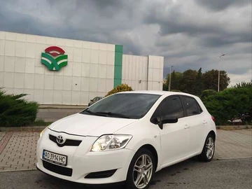 Авто Toyota Auris 2009 № 7885400