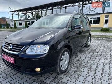 Авто Volkswagen Touran 2005 № 7885465