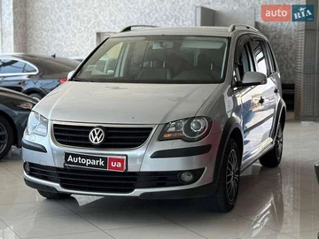 Авто Volkswagen Touran 2008 № 7885502