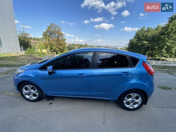 Авто Ford Fiesta 2011 № 7885513
