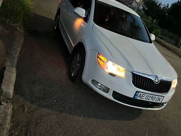 Авто Skoda Superb 2011 № 7885597