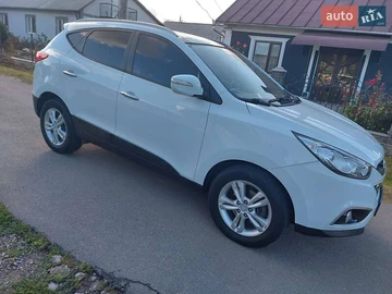 Авто Hyundai Ix35 2010 № 7885612