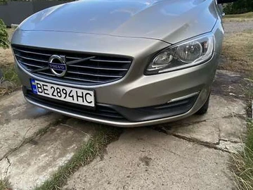 Авто Volvo V60 2014 № 7885637
