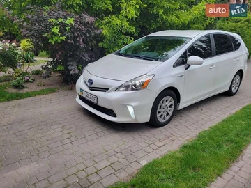 Авто Toyota Prius V 2014 № 7885642