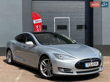 Авто Tesla Model S 2013 № 7885649