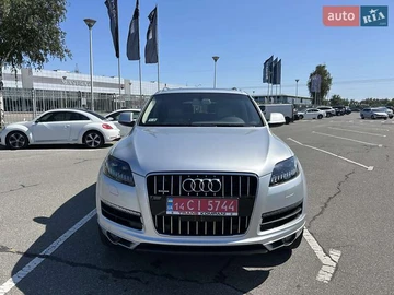 Авто Audi Q7 2015 № 7885660
