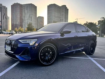 Авто Audi E-Tron Sportback 2020 № 7885757