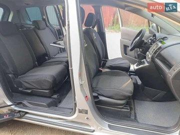 Авто Mazda 5 2005 № 7885830