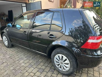 Авто Volkswagen Golf 2003 № 7885833