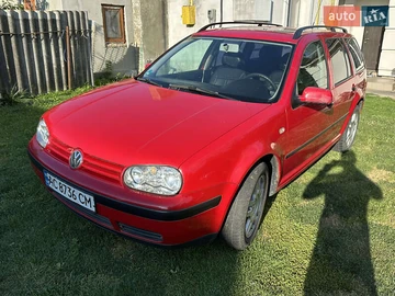 Авто Volkswagen Golf 2000 № 7885843
