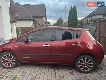 Авто Nissan Leaf 2012 № 7885964