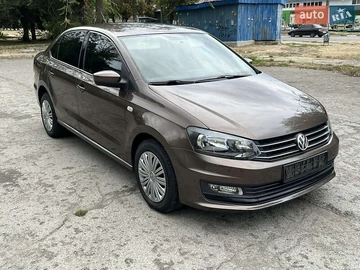 Авто Volkswagen Polo 2018 № 7886075