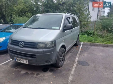 Авто Volkswagen Transporter 2010 № 7886107