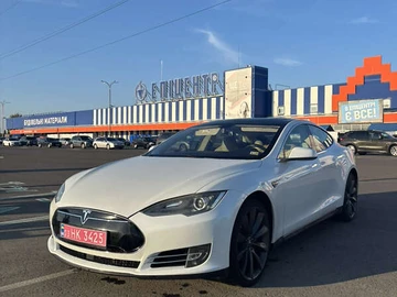 Авто Tesla Model S 2012 № 7886153