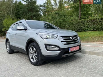 Авто Hyundai Santa Fe 2013 № 7886176